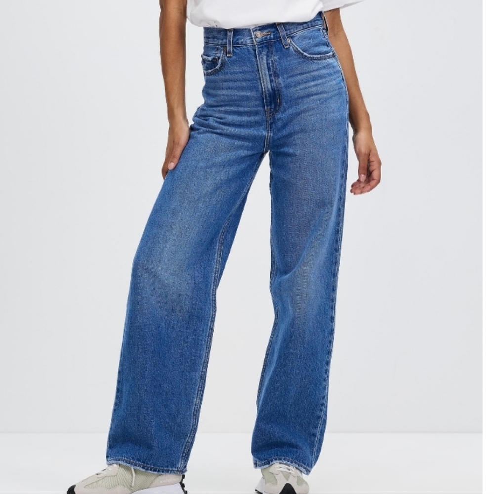 LEVI'S HIGH LOOSE Distressed Jeans Sz 31